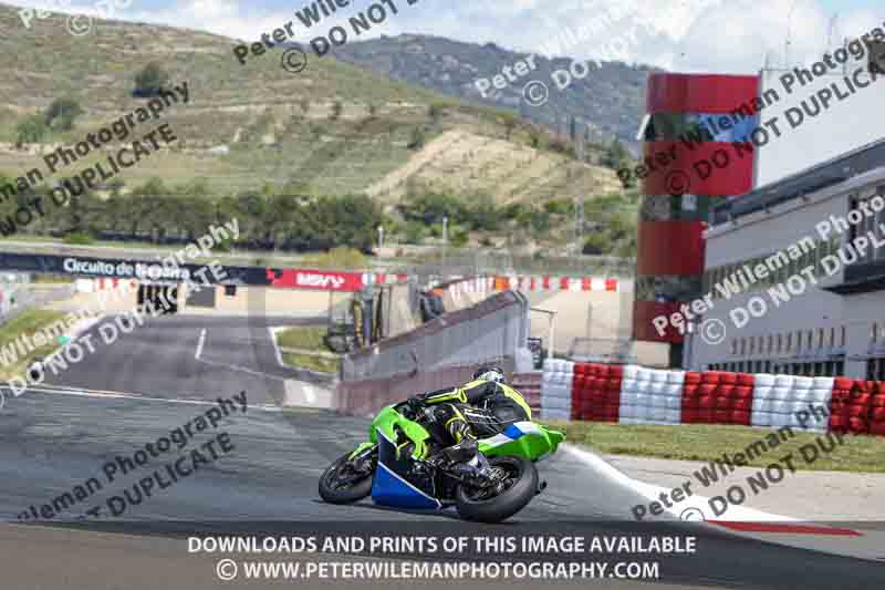 cadwell no limits trackday;cadwell park;cadwell park photographs;cadwell trackday photographs;enduro digital images;event digital images;eventdigitalimages;navarra;no limits trackdays;peter wileman photography;racing digital images;trackday digital images;trackday photos